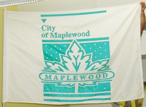 [flag of Maplewood, Missouri]