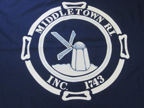 [Flag of Middletown, Rhode Island]