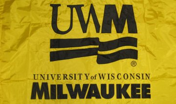 [flag of the University of Wisconsin - Milwaukee]