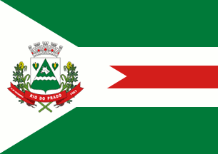[Flag of Rio do Prado, Minas Gerais